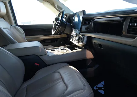 2022 Ford Expedition Limited Max z USA, uszkodzony, nr VIN 1FMJK1KTXNEA27093